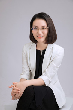 龙晓彤 龙晓彤