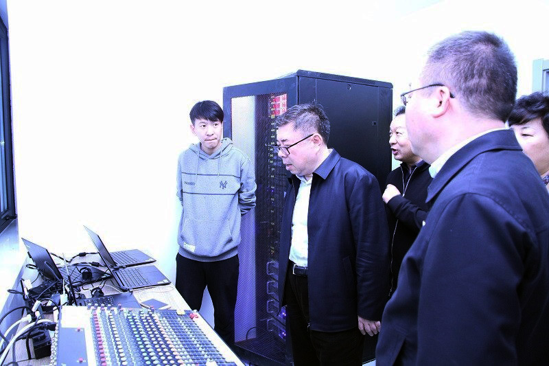 体育总局冬运中心赴天津调研冰雪运动发展2