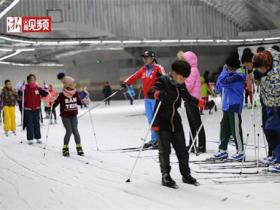 辽宁省暨沈阳市首届全民冰雪运动会拉开大幕