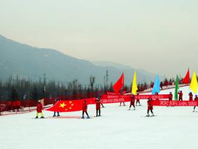 唐山市民休闲多样化 冰雪运动成新亮点