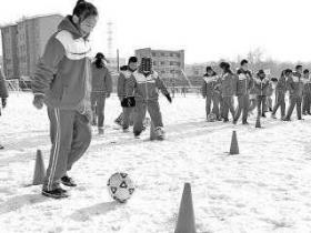 国家体育总局冬季运动管理中心与北京市石景山区共商推进冰雪运动发展合作事宜