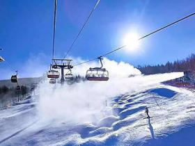 广元： 依托冰雪“冷”资源 掀起冬季旅游“热” 