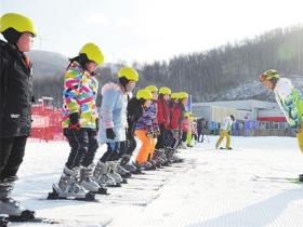 推进冰雪进校园 师资匮乏亟待解决