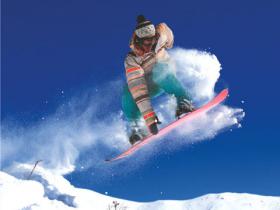 进入寒假冰雪运动渐受首府学生热捧