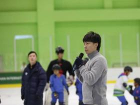 济南将大力发展冰雪项目，冰雪项目还要进学校