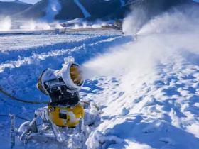 东北雪场首次迎来大批三亚游客，冰雪旅游热度暴涨