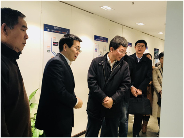 延庆区委书记、区长穆鹏一行走访铭星冰雪调研